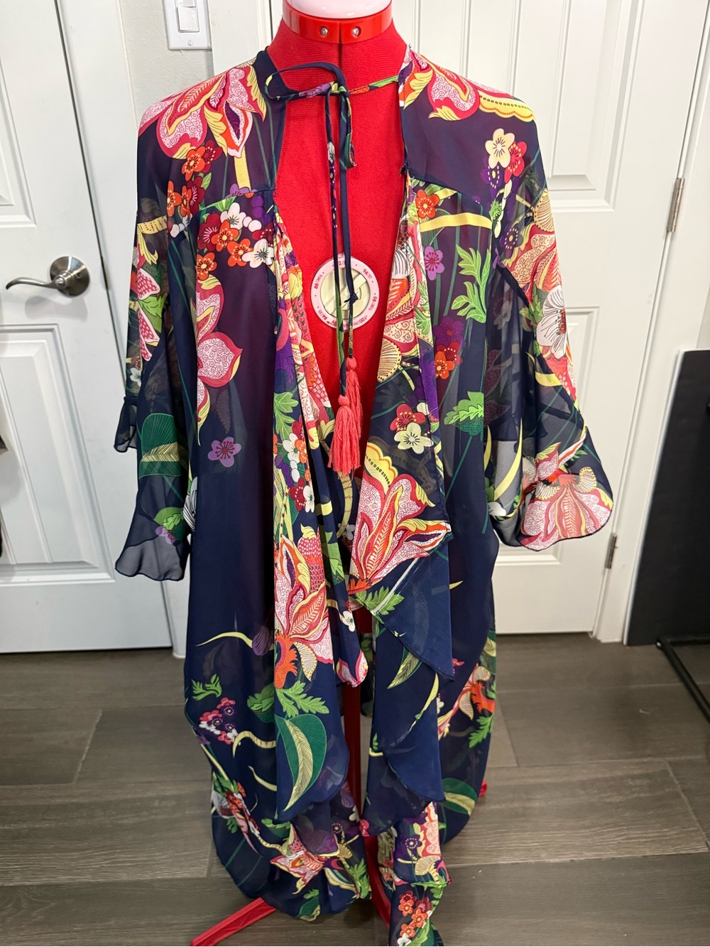 Gigio Plus, Vibrant Floral Sheer Kimono Long Robe in Navy and Pink - Sz 1XL